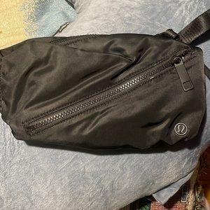 Lululemon belt bag